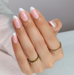 Ivory Petal Almond Set - VitaNails